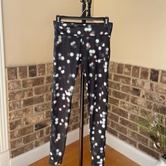 nike dri-fit leggings - Picture 1 of 2